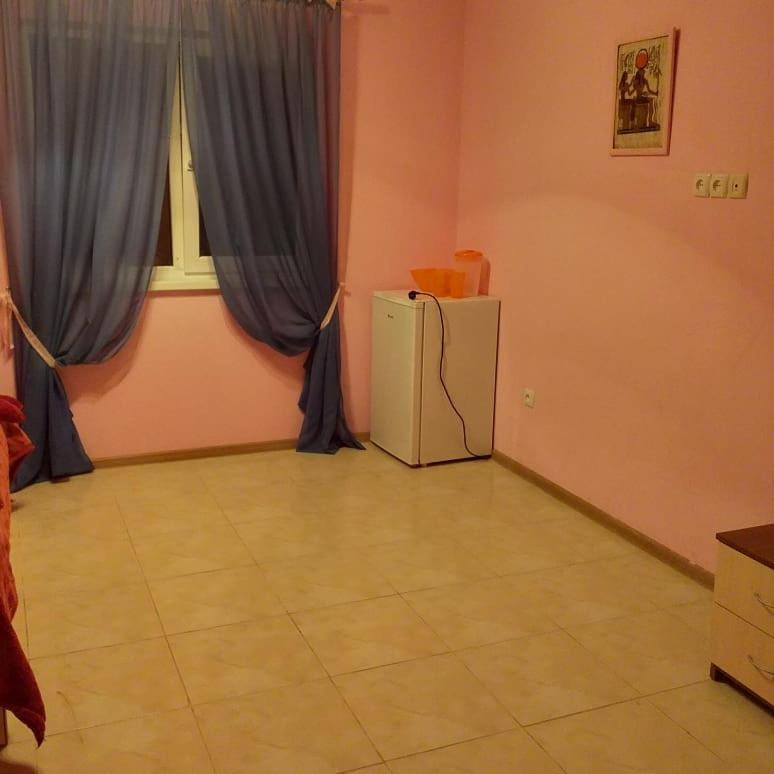 Solnechny Bereg Guest House Gudauta Bagian luar foto